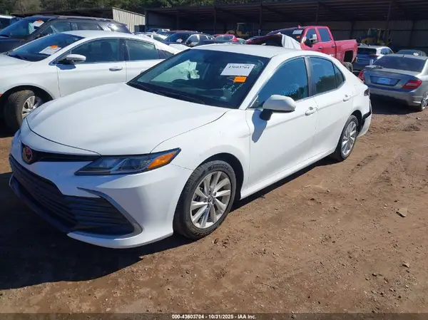 4T1C11AK6RU864729 2024 TOYOTA CAMRY - Image 2