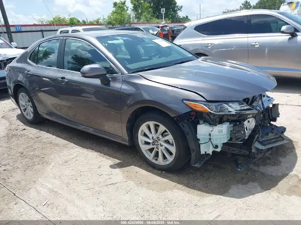 4T1C11AK6RU870014 2024 TOYOTA CAMRY - Image 1