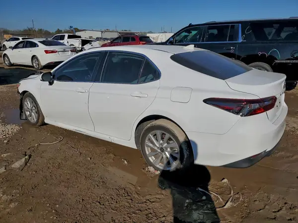 4T1C11AK6RU881014 2024 TOYOTA CAMRY - Image 2