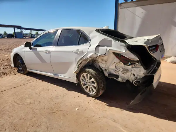4T1C11AK6RU883944 2024 TOYOTA CAMRY - Image 2
