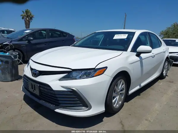 4T1C11AK6RU902797 2024 TOYOTA CAMRY - Image 2
