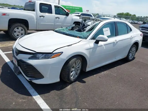 4T1C11AK7LU313359 2020 TOYOTA CAMRY - Image 2