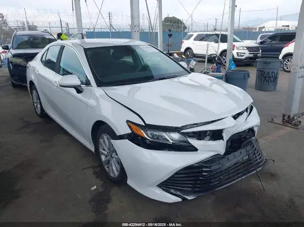 4T1C11AK7LU319906 2020 TOYOTA CAMRY - Image 1