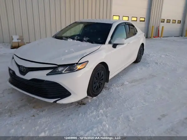 4T1C11AK7LU327620 2020 TOYOTA CAMRY - Image 2