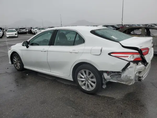 4T1C11AK7LU332784 2020 TOYOTA CAMRY - Image 2
