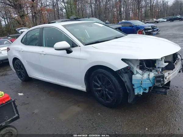 4T1C11AK7LU343638 2020 TOYOTA CAMRY - Image 1