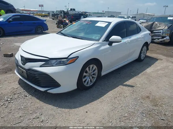 4T1C11AK7LU348158 2020 TOYOTA CAMRY - Image 2