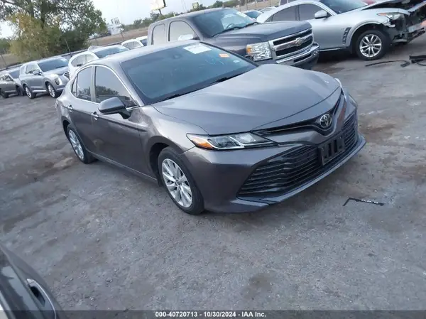 4T1C11AK7LU390409 2020 TOYOTA CAMRY - Image 1