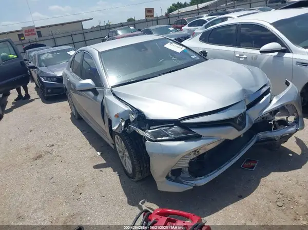 4T1C11AK7LU502710 2020 TOYOTA CAMRY - Image 1