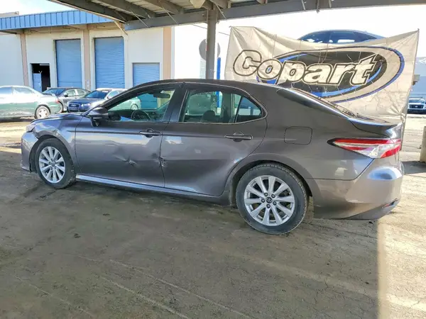 4T1C11AK7LU866268 2020 TOYOTA CAMRY - Image 2