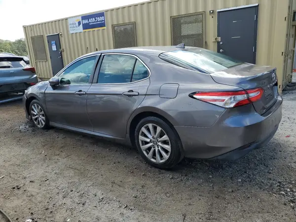 4T1C11AK7LU890358 2020 TOYOTA CAMRY - Image 2