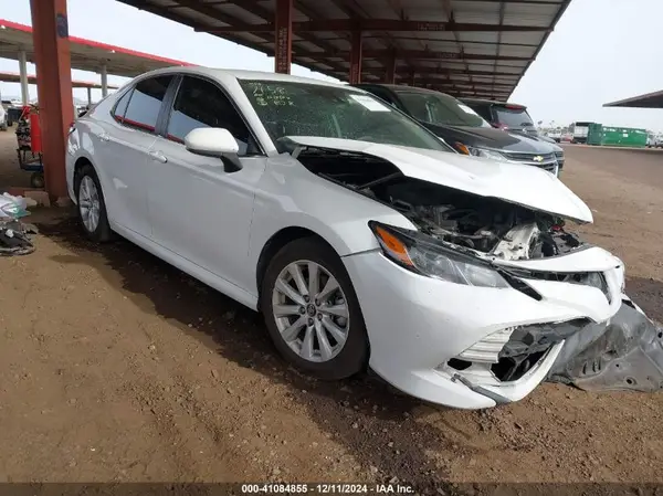 4T1C11AK7LU897178 2020 TOYOTA CAMRY - Image 1