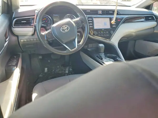 4T1C11AK7LU898962 2020 TOYOTA CAMRY - Image 8