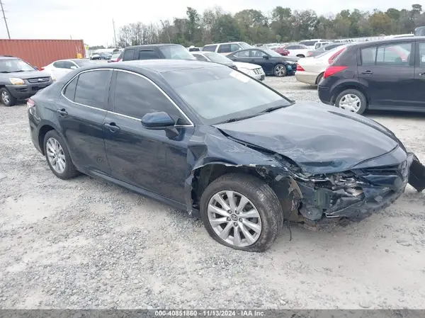 4T1C11AK7LU904047 2020 TOYOTA CAMRY - Image 1