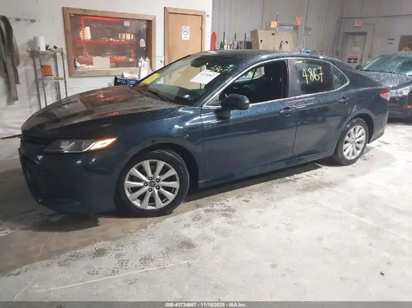 4T1C11AK7LU912276 2020 TOYOTA CAMRY - Image 2