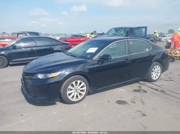 4T1C11AK7LU919082 2020 TOYOTA CAMRY - Image 2
