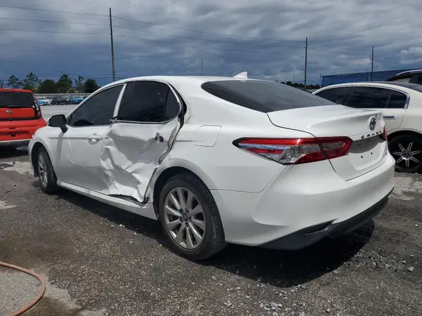 4T1C11AK7LU931300 2020 TOYOTA CAMRY - Image 2