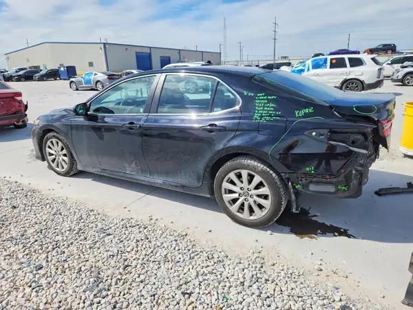4T1C11AK7LU943852 2020 TOYOTA CAMRY - Image 2