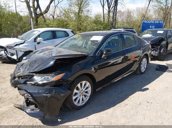 4T1C11AK7LU946573 2020 TOYOTA CAMRY - Image 2
