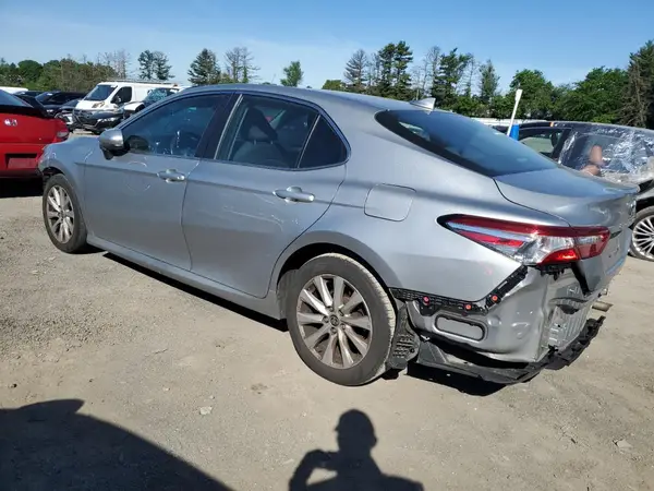 4T1C11AK7LU952003 2020 TOYOTA CAMRY - Image 2