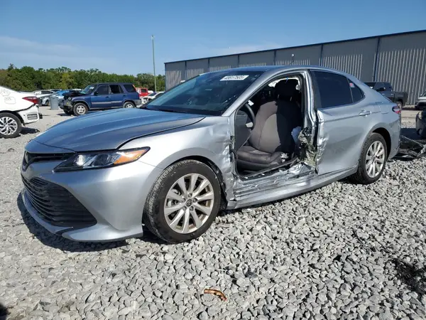 4T1C11AK7LU952339 2020 TOYOTA CAMRY - Image 1