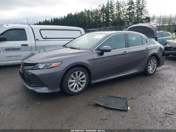 4T1C11AK7LU956309 2020 TOYOTA CAMRY - Image 2