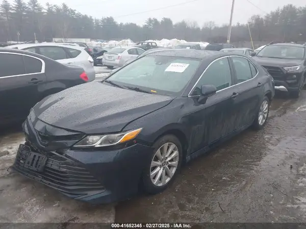 4T1C11AK7LU960182 2020 TOYOTA CAMRY - Image 2