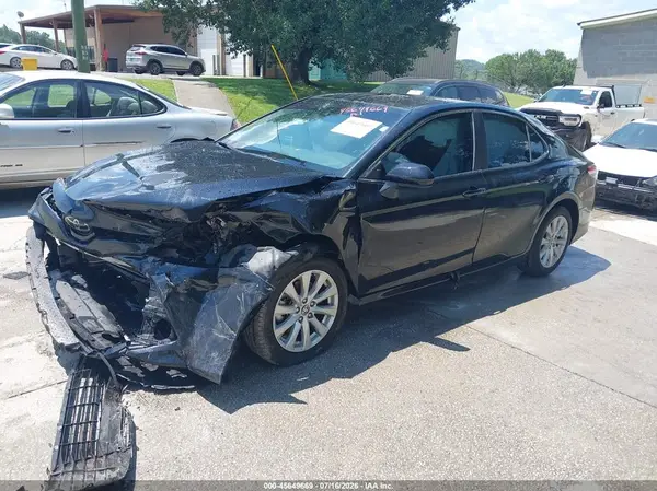 4T1C11AK7LU974518 2020 TOYOTA CAMRY - Image 2