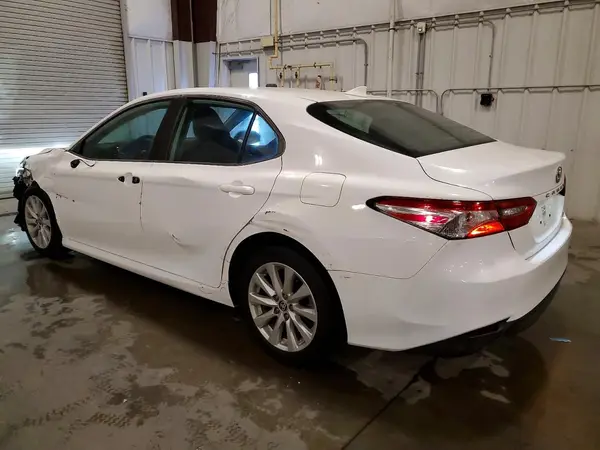 4T1C11AK7LU980240 2020 TOYOTA CAMRY - Image 2