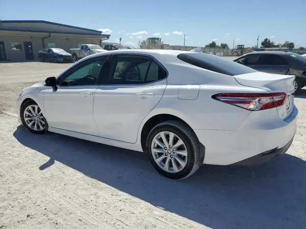 4T1C11AK7LU987771 2020 TOYOTA CAMRY - Image 2