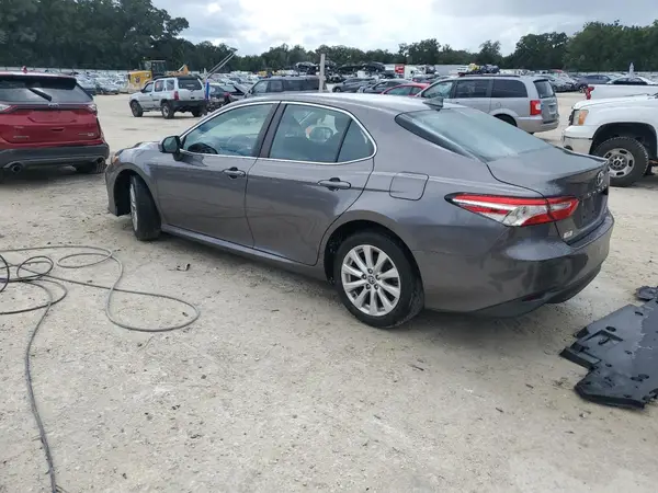 4T1C11AK7LU987902 2020 TOYOTA CAMRY - Image 2