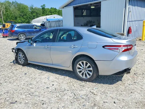 4T1C11AK7LU996227 2020 TOYOTA CAMRY - Image 2