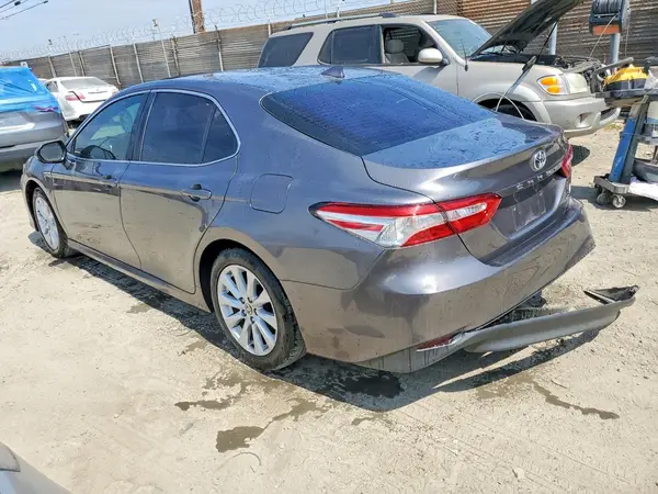 4T1C11AK7LU996583 2020 TOYOTA CAMRY - Image 2