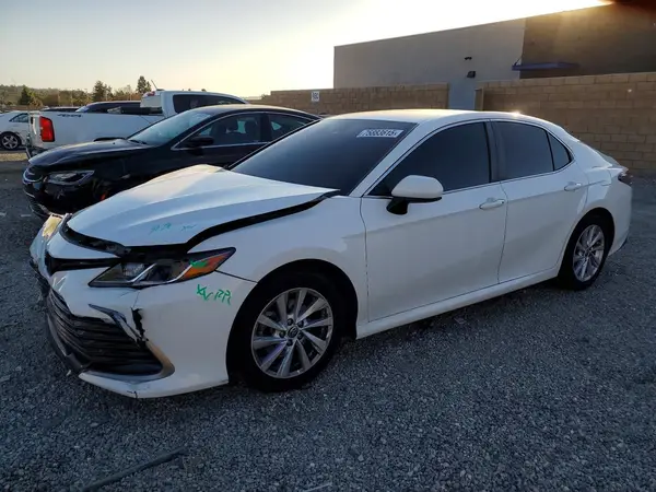 4T1C11AK7MU437827 2021 TOYOTA CAMRY - Image 1