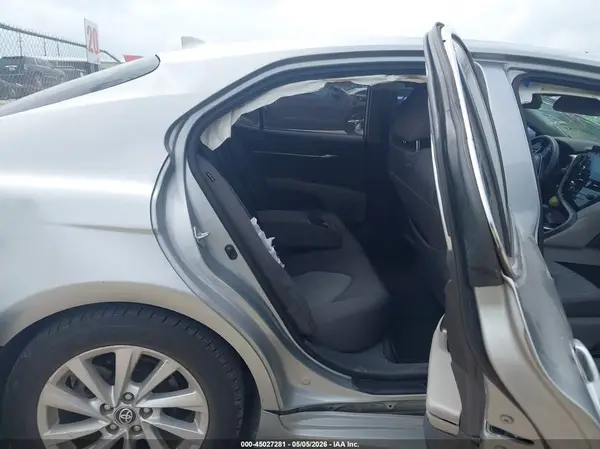 4T1C11AK7MU446480 2021 TOYOTA CAMRY - Image 8