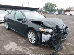 4T1C11AK7MU450626 2021 TOYOTA CAMRY