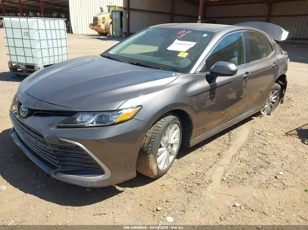4T1C11AK7MU455499 2021 TOYOTA CAMRY - Image 2
