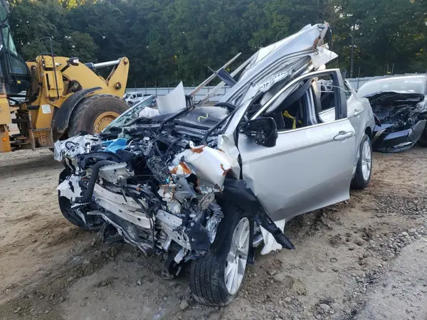 4T1C11AK7MU455860 2021 TOYOTA CAMRY - Image 2