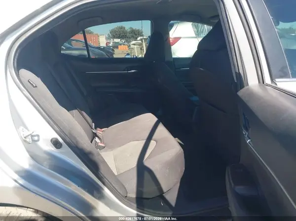 4T1C11AK7MU466499 2021 TOYOTA CAMRY - Image 8