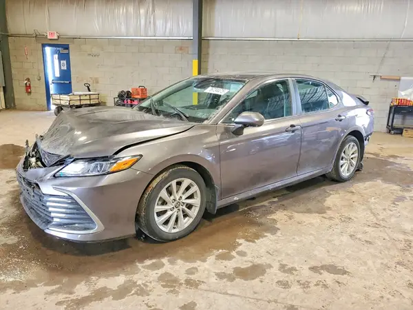 4T1C11AK7MU475364 2021 TOYOTA CAMRY - Image 1