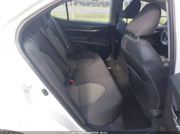 4T1C11AK7MU484548 2021 TOYOTA CAMRY - Image 8