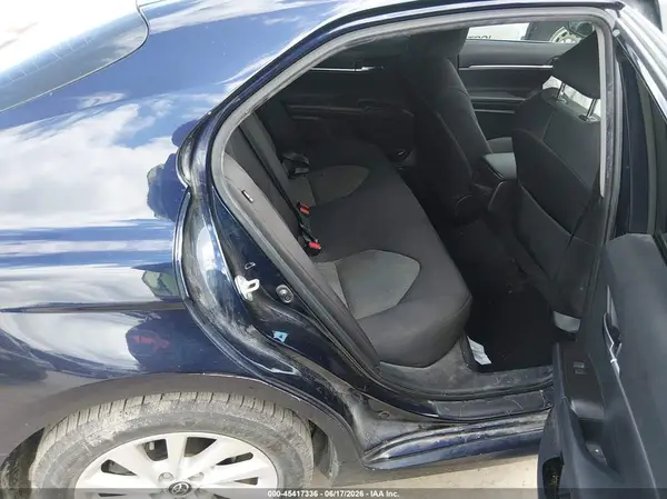 4T1C11AK7MU485215 2021 TOYOTA CAMRY - Image 8