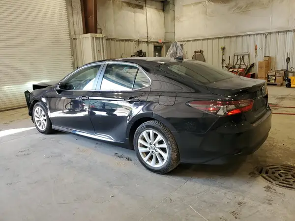 4T1C11AK7MU515331 2021 TOYOTA CAMRY - Image 2