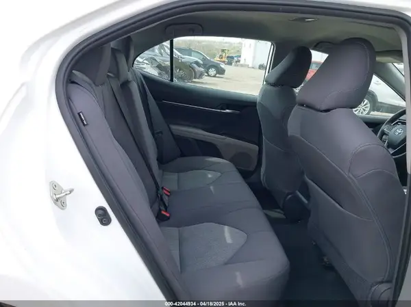 4T1C11AK7MU515359 2021 TOYOTA CAMRY - Image 8