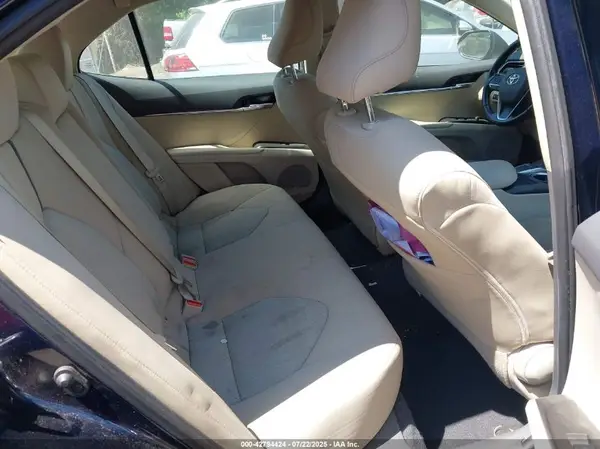 4T1C11AK7MU516429 2021 TOYOTA CAMRY - Image 8