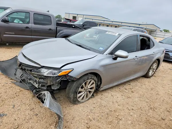 4T1C11AK7MU547924 2021 TOYOTA CAMRY - Image 1