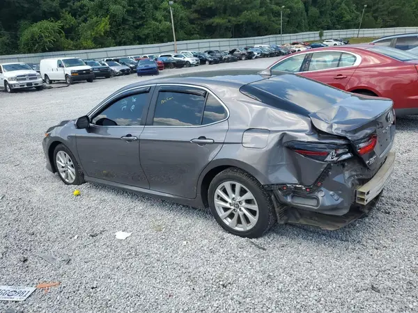 4T1C11AK7MU551231 2021 TOYOTA CAMRY - Image 2