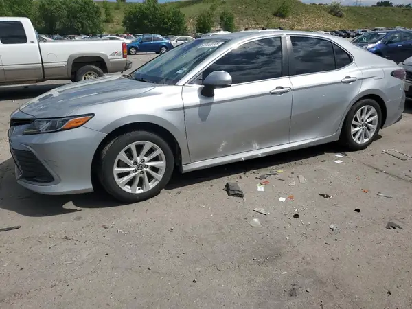 4T1C11AK7MU557059 2021 TOYOTA CAMRY - Image 1