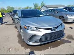 4T1C11AK7MU561368 2021 TOYOTA CAMRY