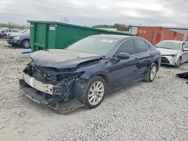 4T1C11AK7MU562357 2021 TOYOTA CAMRY - Image 1